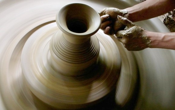 Art lessons: pottery