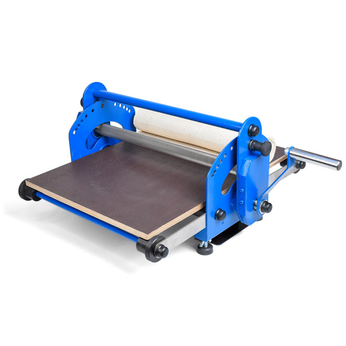 Переносной раскатчик глины iMold MiniRoll, толщина пластов 3-22 мм. Цвет синий. Переносной раскатчик глины iMold MiniRoll, толщина пластов 3-22 мм. Цвет синий.