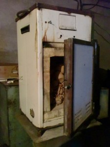 Homemade electric pottery kiln is ready