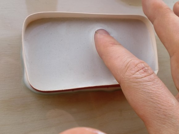 Керамический магнит на холодильник своими руками