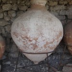 Пифос - глиняная бочка